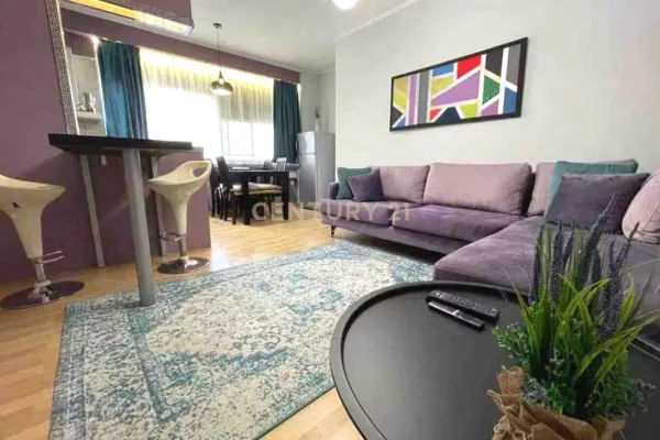 Shtepi me qera 2+1 ne Tirane - 700 Euro