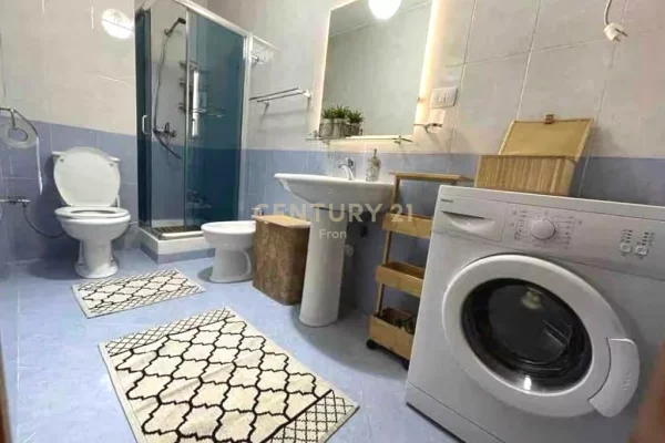 Shtepi me qera Apartament ne Tirane, 2+1, Mobilimi E mobiluar, Pagesa 700  Euro.