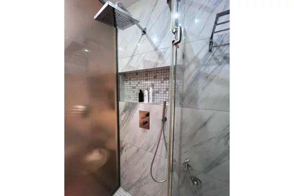 Shtepi me qera Apartament ne Tirane, 2+1, Mobilimi E mobiluar, Pagesa 980  Euro.