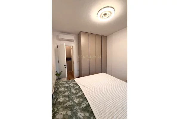 Shtepi me qera Apartament ne Tirane, 1+1, Mobilimi E mobiluar, Pagesa 700  Euro.