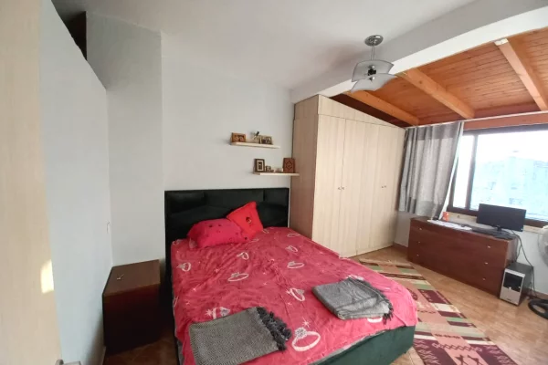 Shtepi me qera Apartament ne Tirane, 2+1, Mobilimi E mobiluar, Pagesa 55,000  Leke.