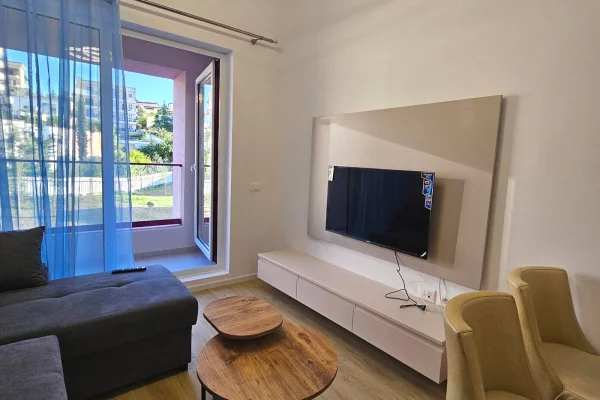 Shtepi me qera Apartament ne Tirane, 1+1, Mobilimi E mobiluar, Pagesa 55,000  Leke.