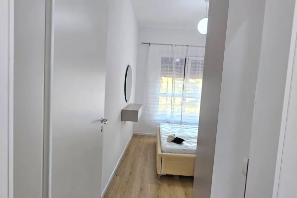 Shtepi me qera Apartament ne Tirane, 1+1, Mobilimi E mobiluar, Pagesa 55,000  Leke.
