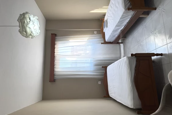 Shtepi me qera Apartament ne Tirane, 2+1, Mobilimi E mobiluar, Pagesa 500  Euro.