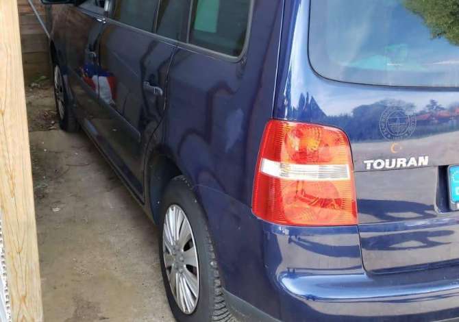 Volkswagen Touran viti 2005 1.6 FSI benzine manual i sapoardhur nga Gjermania, cmontohet per pjese.