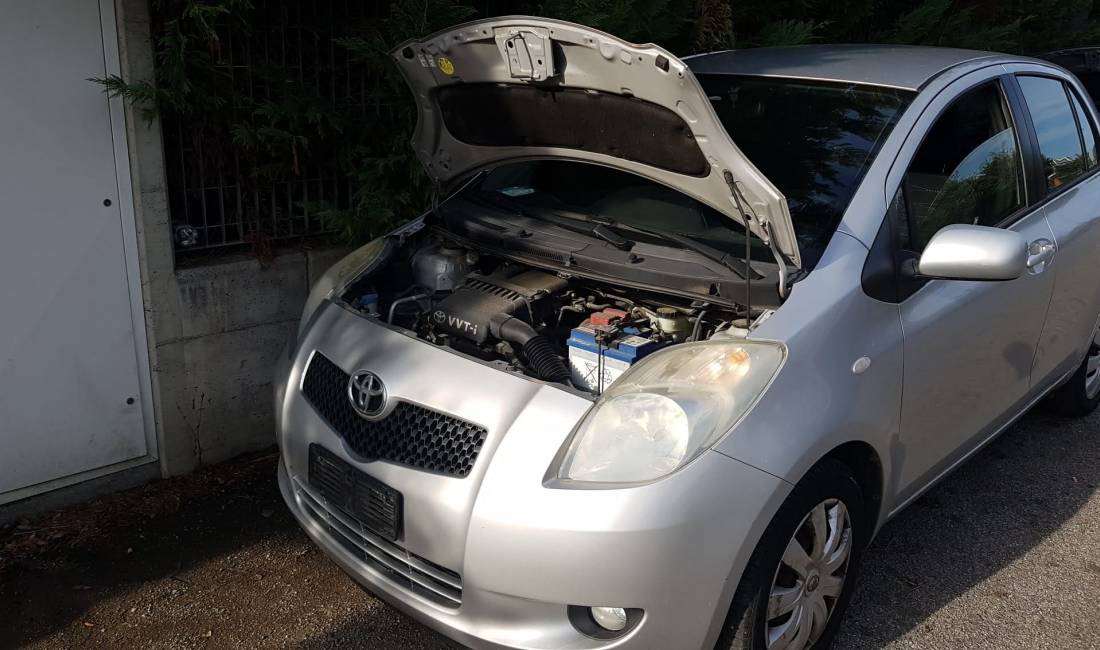 Toyota Yaris viti 2007 e sapoardhur nga Italia, cmontohet per pjese kembimi.