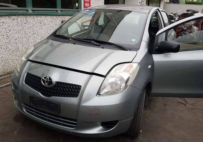 Toyota Yaris viti 2007 e sapoardhur nga Italia, cmontohet per pjese kembimi.