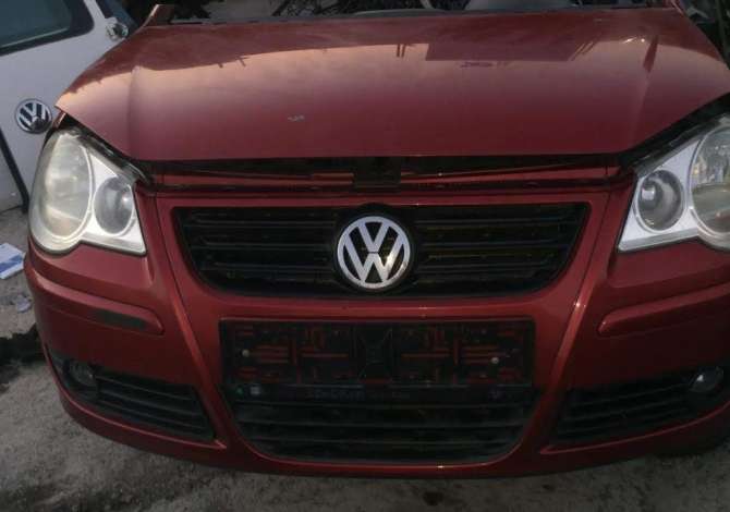 Volkswagen Polo viti 2008, cmontohet per pjese kembimi.