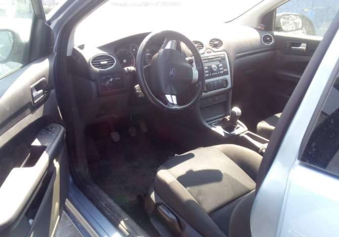 Ford Focus viti 2006 benzine, cmontohet per pjese kembimi.