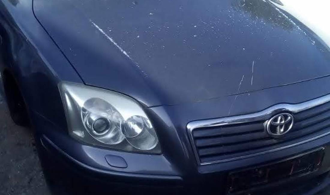 Toyota Avensis, cmontohet per pjese kembimi.