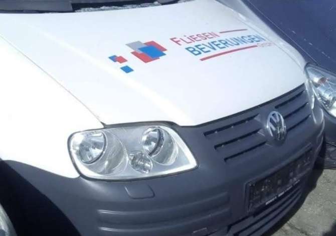 Volkswagen Caddy, çmontohet për pjesë këmbimi.