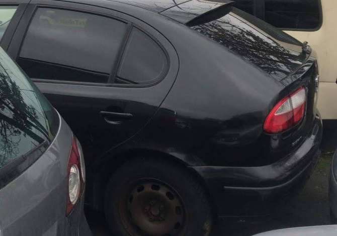 Seat Leon, cmontohet per pjese kembimi.
