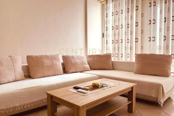 Shtepi me qera Apartament ne Tirane, 2+1, Mobilimi E mobiluar, Pagesa 620  Euro.