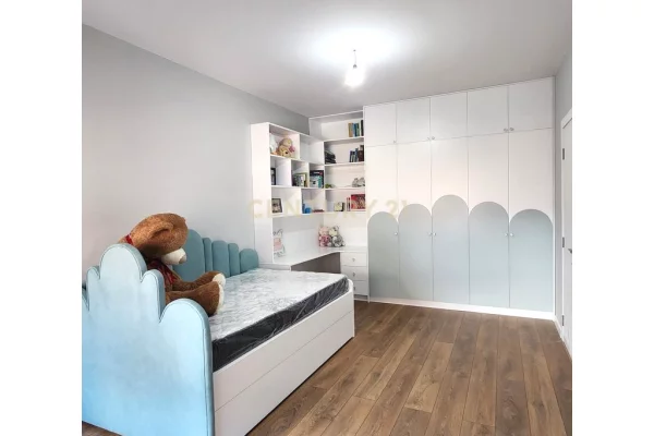 Shtepi me qera Apartament ne Tirane, 2+1, Mobilimi E mobiluar, Pagesa 1,050  Euro.