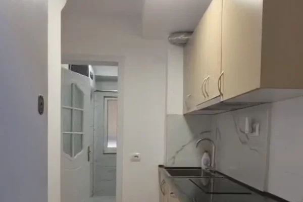 Shtepi me qera Garsoniere ne Tirane - 500 Euro