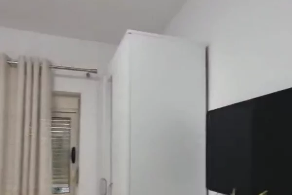 Shtepi me qera Apartament ne Tirane, Garsoniere, Mobilimi E mobiluar, Pagesa 500  Euro.