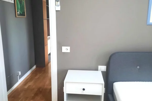 Shtepi me qera Apartament ne Tirane, 1+1, Mobilimi E mobiluar, Pagesa 70,000  Leke.