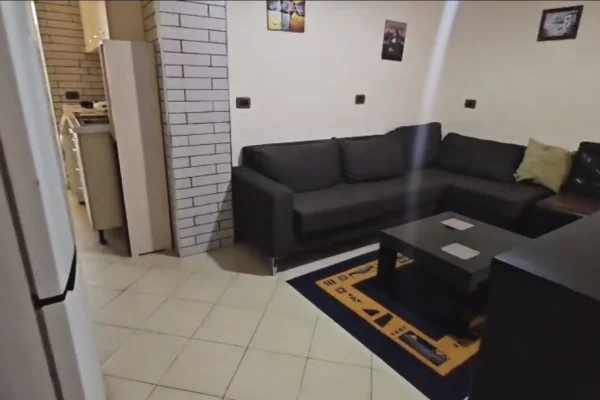 Shtepi me qera Apartament ne Tirane, 1+1, Mobilimi E mobiluar, Pagesa 46,000  Leke.