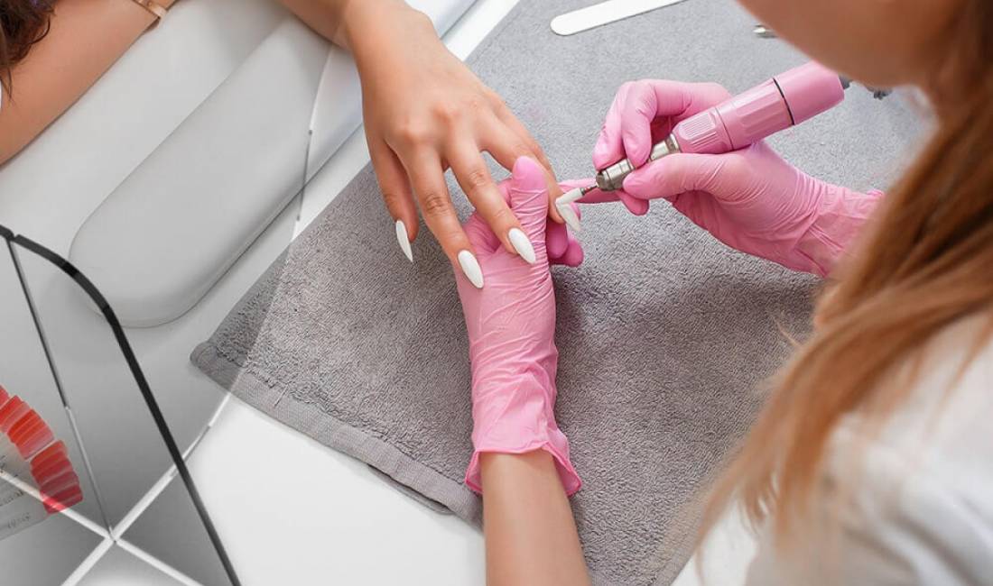 Offerte di lavoro a Tirana, Profession Estetiste per thonjte , , Pagamento Trattabile.