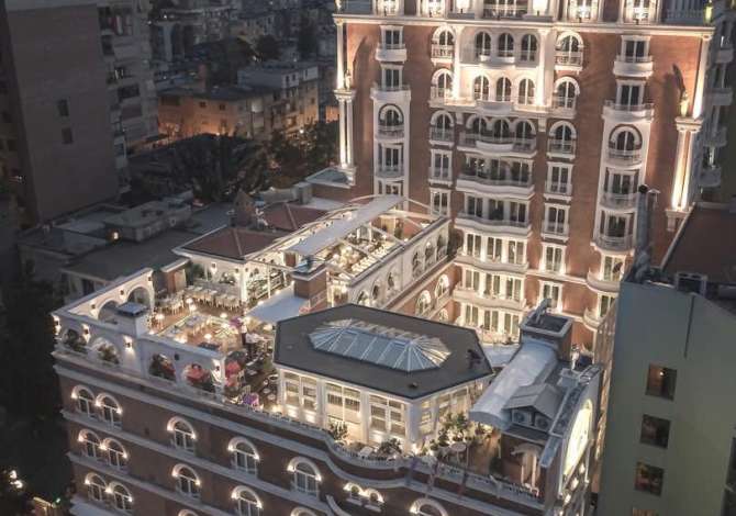 Offerte di lavoro a Tirana, Profession Kamarier/e, Banakier/e, Kuzhinier, Ndihmës Pastiçier/e, Punonjëse në Lavanteri dhe Sanitare , , Pagamento Trattabile.