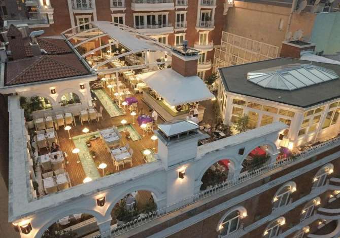 Offerte di lavoro a Tirana, Profession Kamarier/e, Banakier/e, Kuzhinier, Ndihmës Pastiçier/e, Punonjëse në Lavanteri dhe Sanitare , , Pagamento Trattabile.