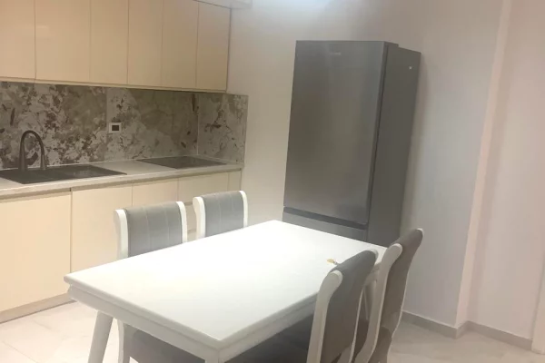 Jepet apartament 2+1 me qera- Astir, Tirane
