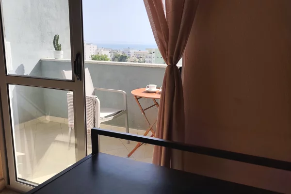 House for Sale Apartment in Durres, 2+1, Furniture Furnished, Payment 130,000  Euro.