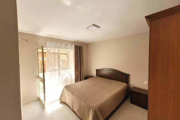 Shtepi me qera Apartament ne Tirane, 2+1, Mobilimi E mobiluar, Pagesa 650  Euro.