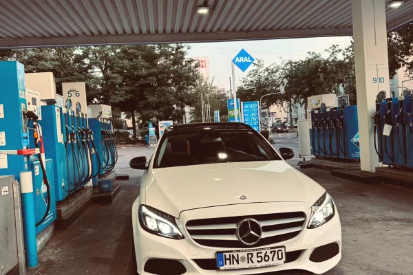 Cars for sale in Tirana, Mercedes-Benz, 2015 Diesel,Kambio Automatik Payment 10,800  Euro.