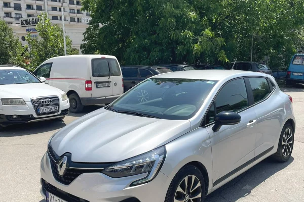 Auto in Vendita a Pristina - 15,700 Euro