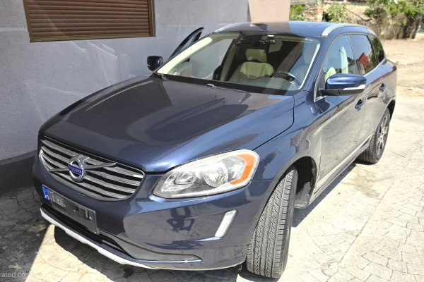 Auto in Vendita a Lushnja - 12,500 Euro