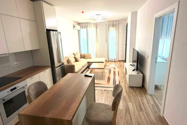 Shtepi me qera 1+1 ne Tirane - 650 Euro