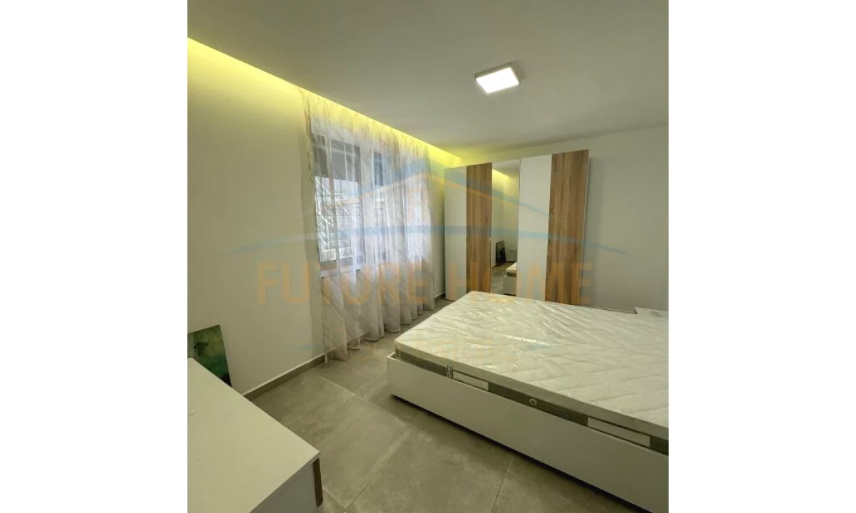 Shtepi me qera Apartament ne Tirane, 1+1, Mobilimi E mobiluar, Pagesa 450  Euro.