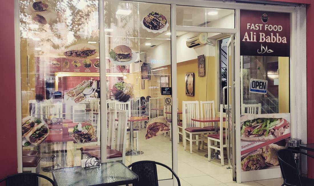 Offerte di lavoro a Tirana, Profession Ndihmes kuzhinier/e, Ndihmes fast foodier, Sanitare , , Pagamento Trattabile.