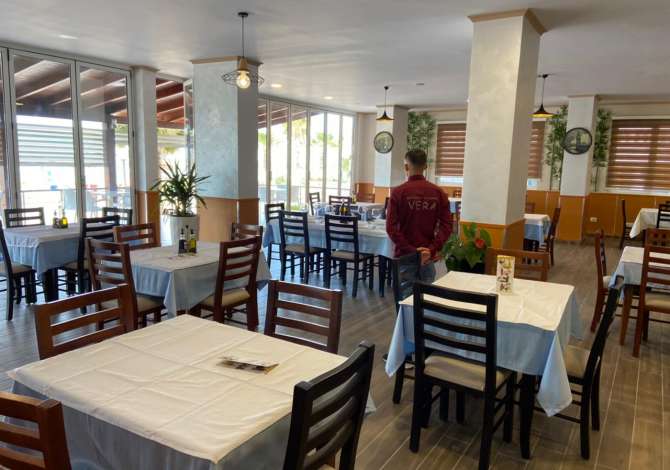 Offerte di lavoro a Durazzo, Profession Ndihmes Kuzhinier/e,Kamarier/e,  Sanitare, punetore cadre , , Pagamento Trattabile.