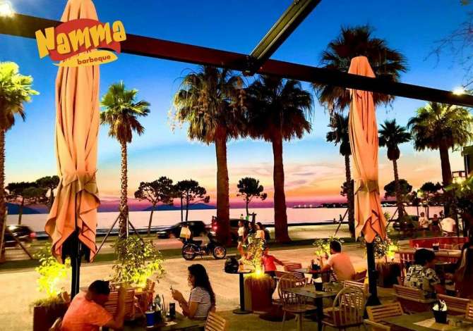 Offerte di lavoro per Ndihmes Kuzhinier/e, Kamarier/e a Valona