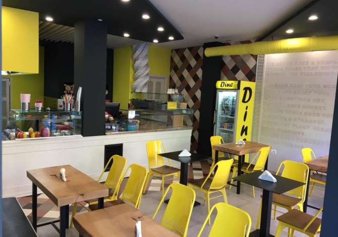 Offerte di lavoro a Tirana, Profession Punonjes/e FastFoodi, Banakier/e, Kamarier/e, Motorrist , , Pagamento 50,000  Leke.