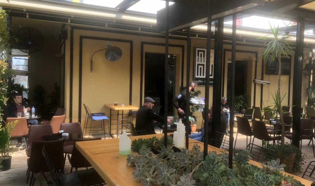 Offerte di lavoro a Tirana, Profession Kamarier/e, Banakier/e , , Pagamento Trattabile.