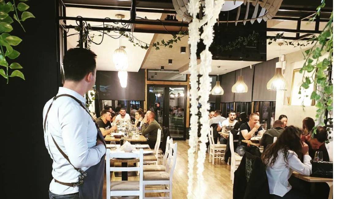 Offerte di lavoro a Tirana, Profession Ndihmes Kuzhinier/e , , Pagamento Trattabile.