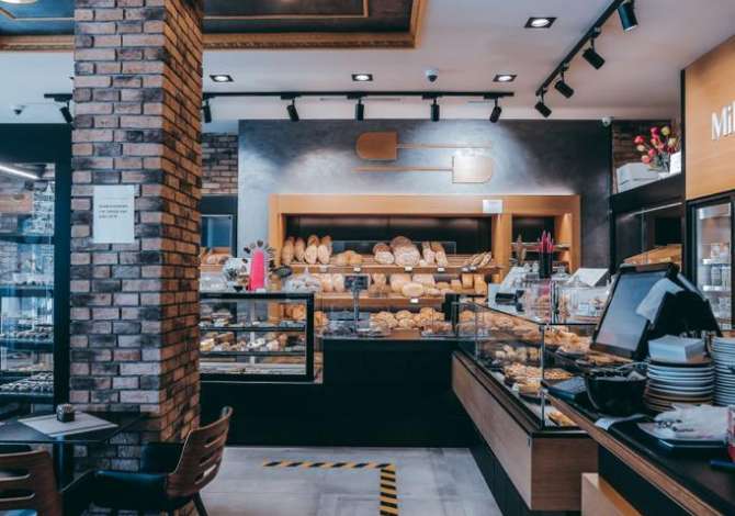 Offerte di lavoro a Tirana, Profession Kamarier/e , , Pagamento Trattabile.