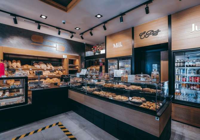 Offerte di lavoro a Tirana, Profession Kamarier/e , , Pagamento Trattabile.