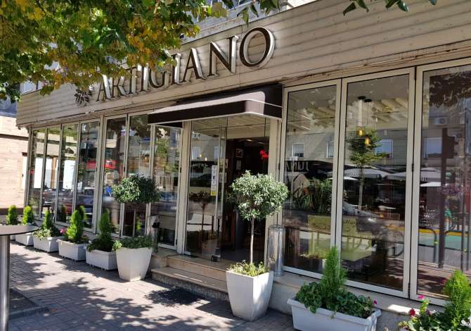 Njoftime Pune per Arketar/e, Kuzhinier/e, Kamarier/e ne Tirane