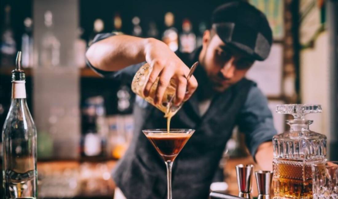 Offerte di lavoro a Tirana, Profession Ndihmes Banakier/e , , Pagamento Trattabile.