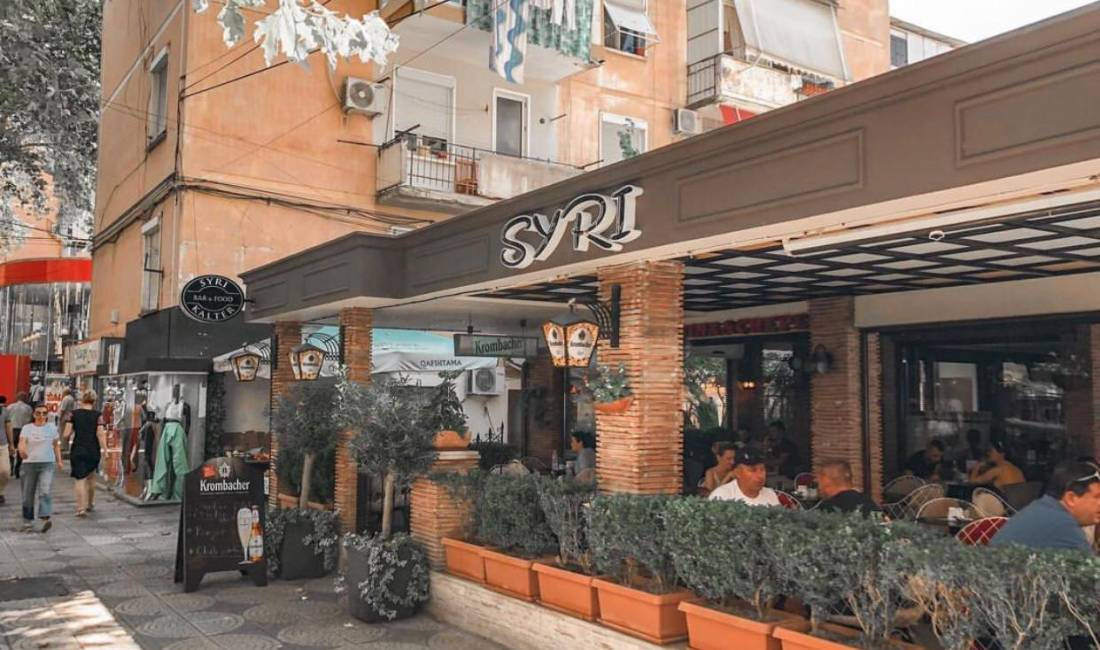 Offerte di lavoro a Tirana, Profession Kamarier/e , , Pagamento Trattabile.