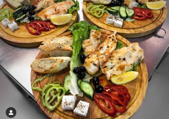 Offerte di lavoro a Tirana, Profession Kamarier/e , , Pagamento Trattabile.