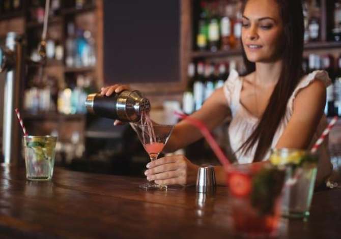 Offerte di lavoro a Tirana, Profession Banakier/e , , Pagamento 40,000  Leke.