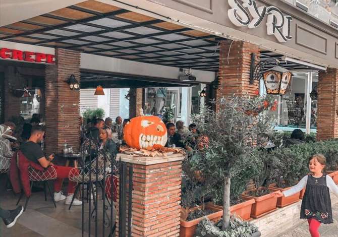 Offerte di lavoro a Tirana, Profession Banakier/e , , Pagamento Trattabile.