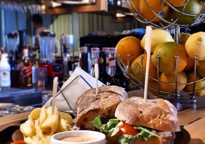 Offerte di lavoro a Tirana, Profession Banakier/e, Kamarier/e , , Pagamento Trattabile.