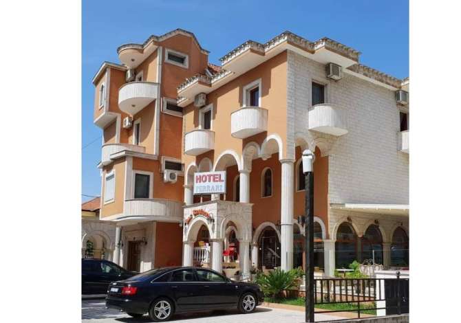 Njoftime Pune per Banakier/e, Sanitare ne Tirane