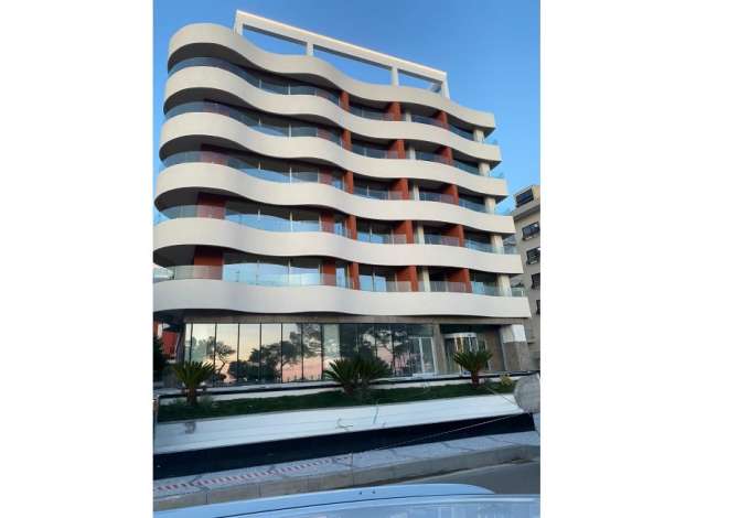 Offerte di lavoro per Kuzhinier/e, Ndihmes kuzhinier/e, Kamarier/e a Alessio